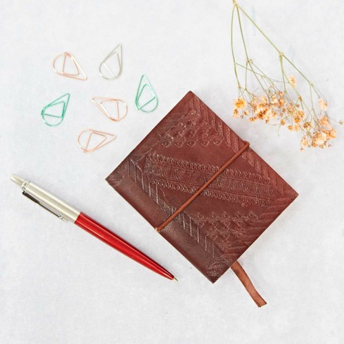 Mini embossed brown leather - embossed,